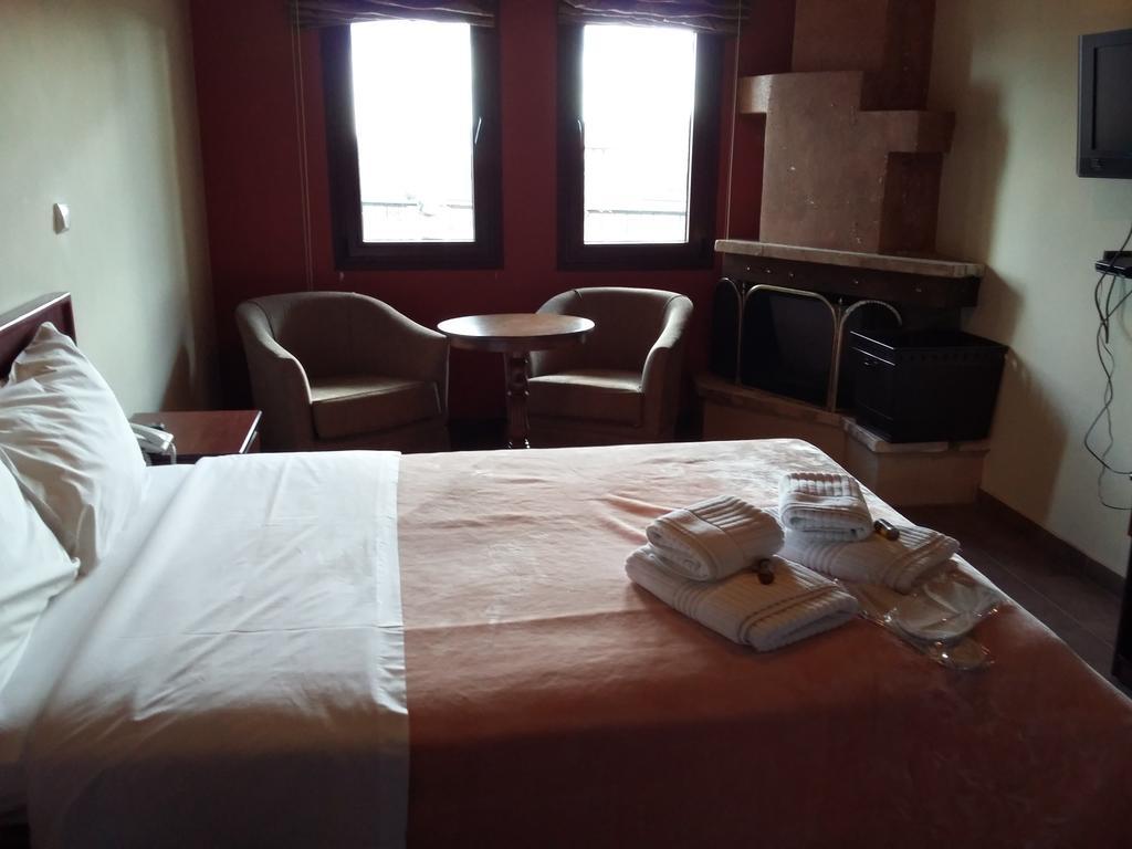 Voreas Hotel Káto Loutrákion Rom bilde