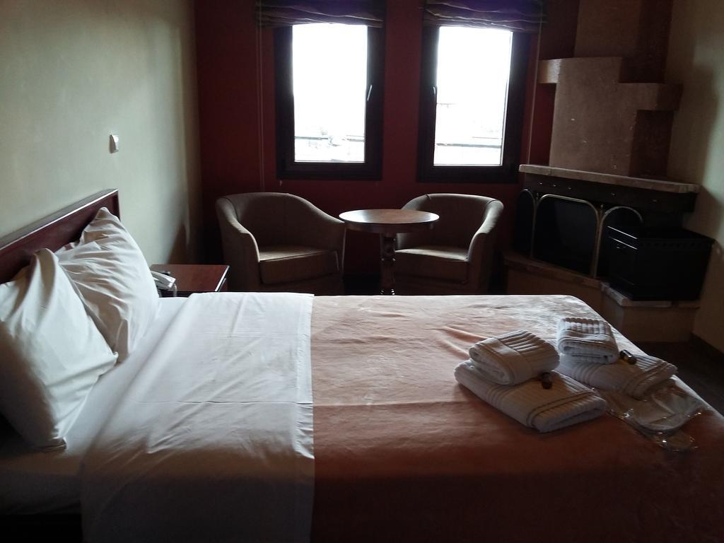 Voreas Hotel Káto Loutrákion Rom bilde